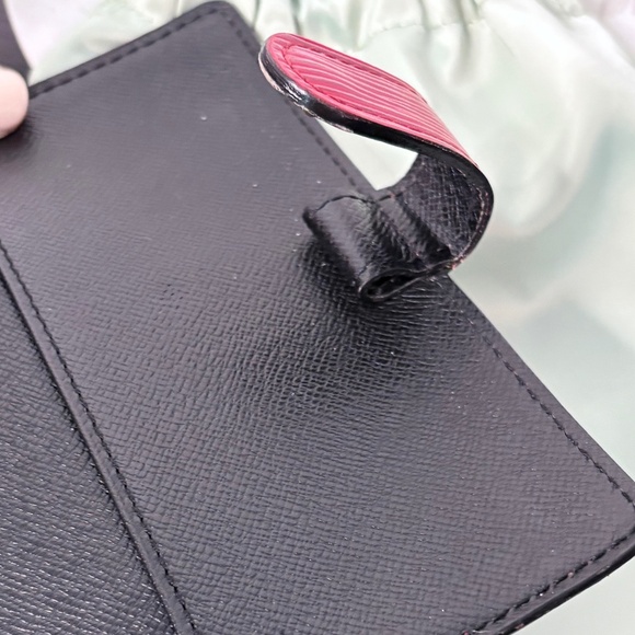 LOUIS VUITTON Epi Leather Small Ring Agenda Cover Red - Picture 6 of 14